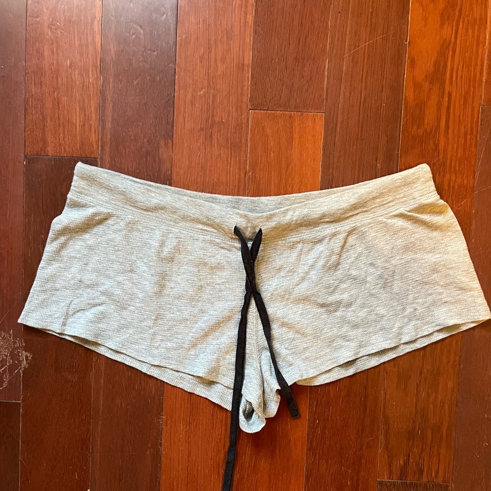 Y2K booty shorts